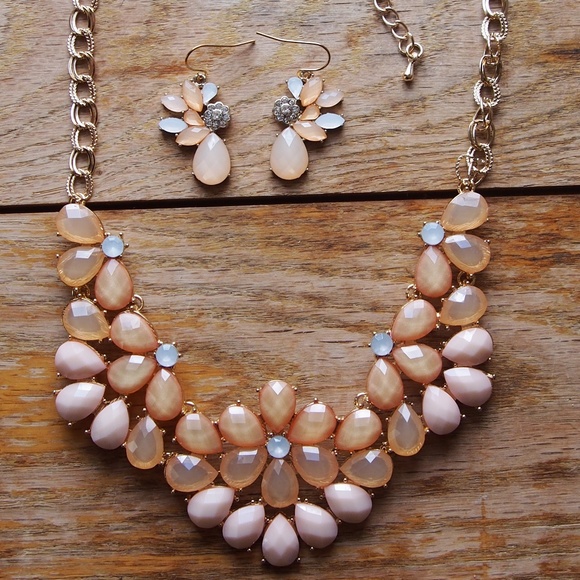 Jewelry - Pretty Faceted Glass Cabochon Choker & Earrings